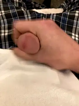 Snapshot of KamKouple69 chatting on 10-24-25, 02:19 KamKouple69 online show from 10-24-25, 02:19