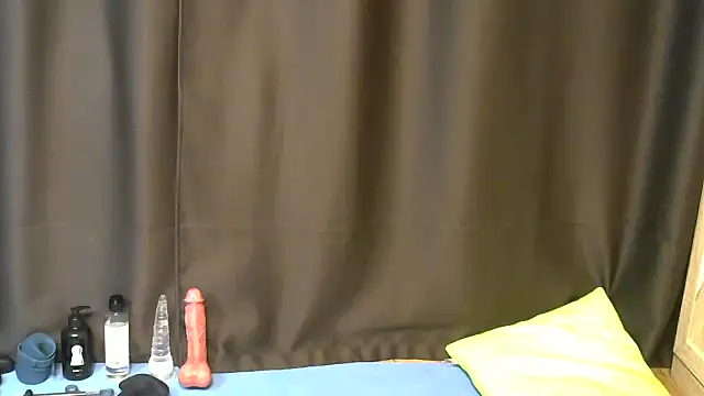 Snapshot of Very-sweet chatting on 11-05-25, 05:35 Very-sweet online show from 11-05-25, 05:35