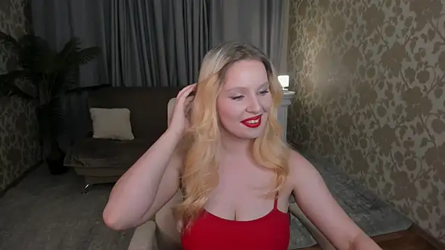 Snapshot of KyleyJacksone chatting on 11-18-25, 06:23 KyleyJacksone online show from 11-18-25, 06:23