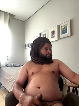 Snapshot of LoboCachorro chatting on 11-10-25, 12:15 LoboCachorro online show from 11-10-25, 12:15