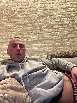 Snapshot of Rotteei1 chatting on 10-19-25, 06:08 Rotteei1 online show from 10-19-25, 06:08