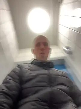 Snapshot of Rotteei1 chatting on 11-10-25, 02:49 Rotteei1 online show from 11-10-25, 02:49