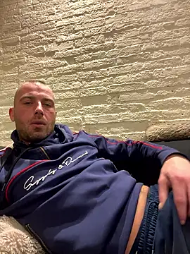 Rotteei1 online show from 01-11-26, 10:26