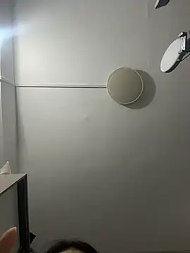 Snapshot of yitong-babyii chatting on 11-27-25, 01:57 yitong-babyii online show from 11-27-25, 01:57