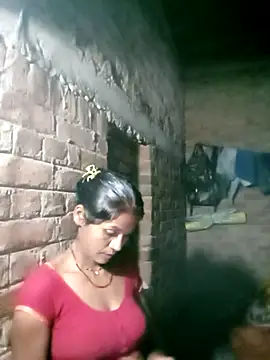 Snapshot of Hot_cauple_indian chatting on 10-23-25, 02:00 Hot cauple indian online show from 10-23-25, 02:00
