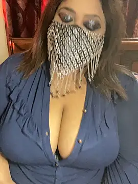 blackpearl     online show from 12-22-25, 05:21