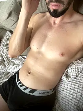 Snapshot of pascoalthalles97 chatting on 12-01-25, 11:26 pascoalthalles97 online show from 12-01-25, 11:26