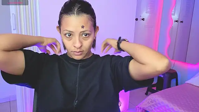 Aria Russo online show from 03-28-26, 02:49