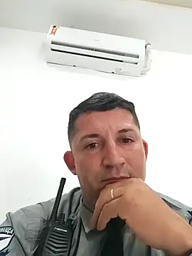 Snapshot of peladowisk chatting on 10-31-25, 02:51 peladowisk online show from 10-31-25, 02:51