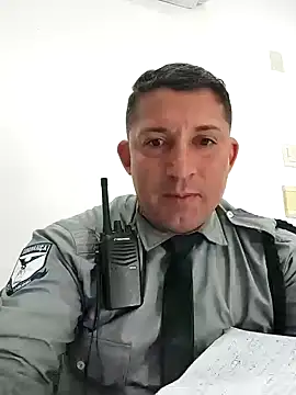 Snapshot of peladowisk chatting on 11-02-25, 01:35 peladowisk online show from 11-02-25, 01:35