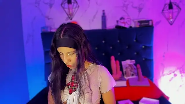 Snapshot of Dakotaa_Johnson chatting on 11-12-25, 06:41 Dakotaa Johnson online show from 11-12-25, 06:41