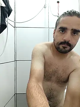 Snapshot of gusto14cm chatting on 02-19-26, 07:54 gusto14cm online show from 02-19-26, 07:54