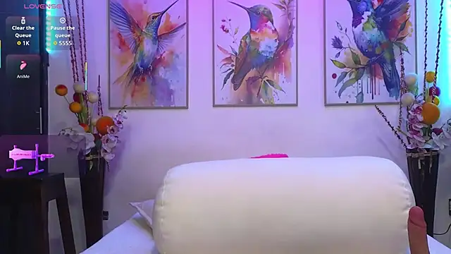 Snapshot of Scarlet_desiree chatting on 11-10-25, 02:38 Scarlet desiree online show from 11-10-25, 02:38