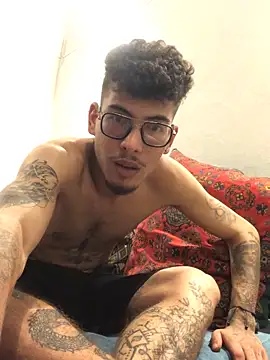 Snapshot of tian_doyt69 chatting on 02-22-26, 03:07 tian doyt69 online show from 02-22-26, 03:07