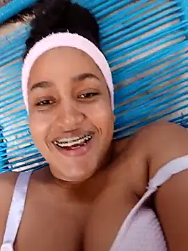 Snapshot of NahomiWalker_ chatting on 11-09-25, 05:55 NahomiWalker online show from 11-09-25, 05:55