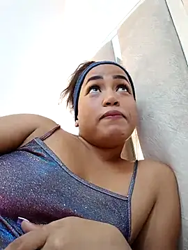 Snapshot of NahomiWalker_ chatting on 11-12-25, 06:30 NahomiWalker online show from 11-12-25, 06:30