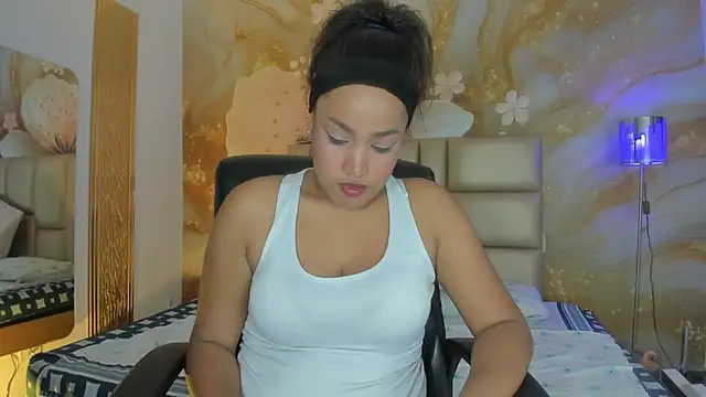 Snapshot of NahomiWalker_ chatting on 12-01-25, 07:41 NahomiWalker online show from 12-01-25, 07:41