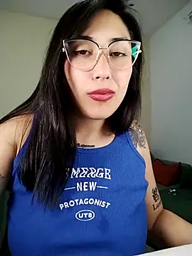 Chinitaaa28 online show from 11-02-25, 03:20