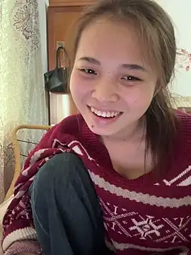 Snapshot of aaaaawhate chatting on 02-18-26, 06:31 aaaaawhate online show from 02-18-26, 06:31