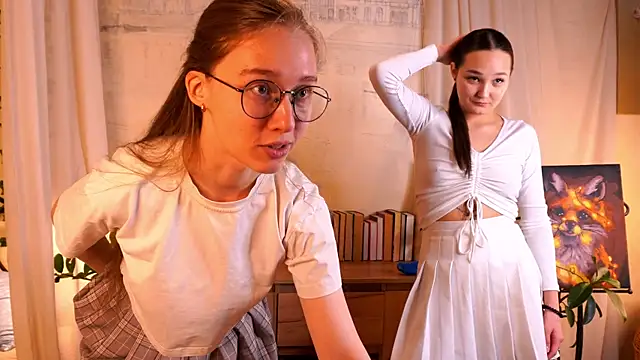 Snapshot of ArianaSweazy chatting on 10-25-25, 02:02 ArianaSweazy online show from 10-25-25, 02:02