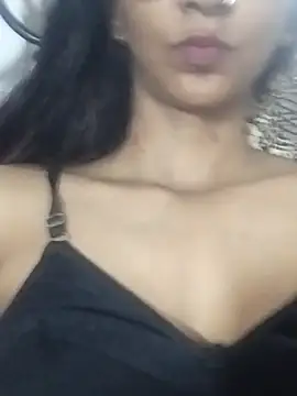 Snapshot of Aaliya_BigBoobs_1 chatting on 11-29-25, 10:07 Aaliya BigBoobs 1 online show from 11-29-25, 10:07