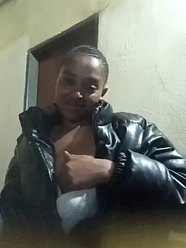 Snapshot of GoodbedAfrican chatting on 10-20-25, 07:14 GoodbedAfrican online show from 10-20-25, 07:14
