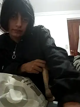 Snapshot of sophiasleepy1 chatting on 10-27-25, 02:59 sophiasleepy1 online show from 10-27-25, 02:59