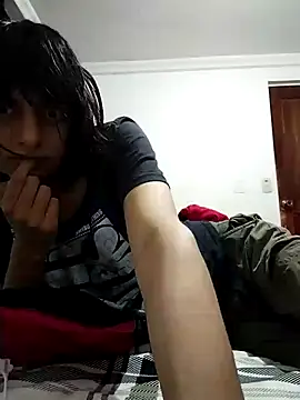 Snapshot of sophiasleepy1 chatting on 11-16-25, 10:43 sophiasleepy1 online show from 11-16-25, 10:43