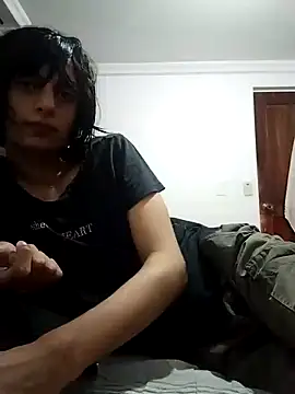 Snapshot of sophiasleepy1 chatting on 11-30-25, 11:36 sophiasleepy1 online show from 11-30-25, 11:36