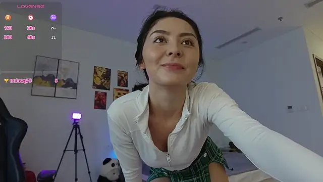 Snapshot of Sinoby_Osino chatting on 11-22-25, 11:15 Sinoby Osino online show from 11-22-25, 11:15