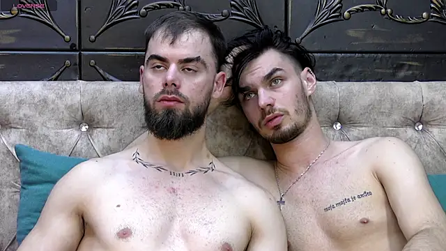 Snapshot of OceannHeart chatting on 11-17-25, 11:10 OceannHeart online show from 11-17-25, 11:10