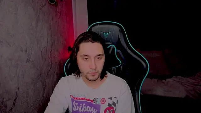 Snapshot of Pohyi_ chatting on 02-18-26, 07:59 Pohyi online show from 02-18-26, 07:59