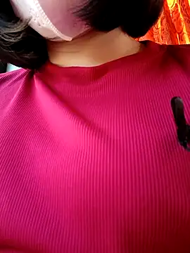 Mina-02 online show from 11-30-25, 12:14