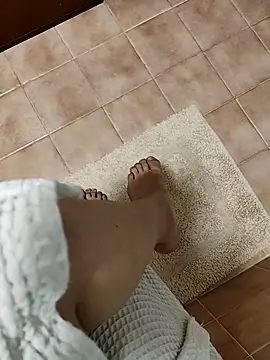 Snapshot of sexydeaChanel chatting on 11-07-25, 05:35 sexydeaChanel online show from 11-07-25, 05:35