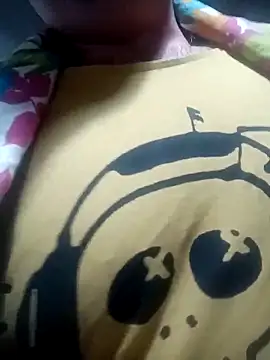 Snapshot of Romaeterna_ chatting on 11-17-25, 02:17 Romaeterna online show from 11-17-25, 02:17