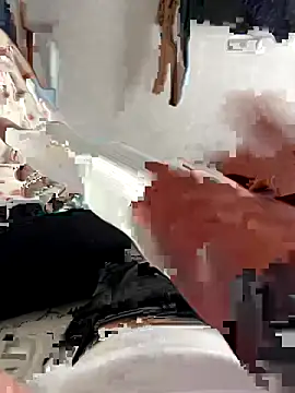 Snapshot of Maria-Cristi11 chatting on 10-20-25, 08:37 Maria-Cristi11 online show from 10-20-25, 08:37