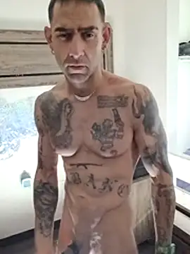 Snapshot of alphacloudGod chatting on 12-14-25, 09:41 alphacloudGod online show from 12-14-25, 09:41