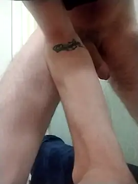 4idin0000 online show from 11-30-25, 02:37