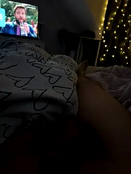 Snapshot of crxolavo chatting on 10-26-25, 04:35 crxolavo online show from 10-26-25, 04:35