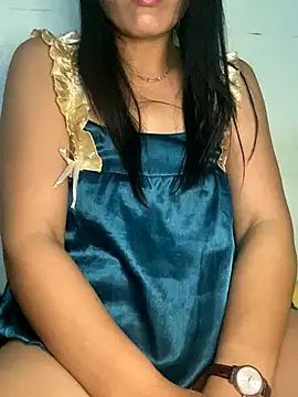 Snapshot of Winny-sexy chatting on 10-28-25, 02:26 Winny-sexy online show from 10-28-25, 02:26