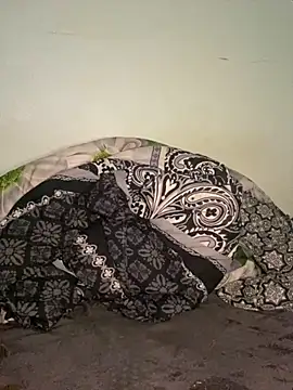 Snapshot of Winny-sexy chatting on 11-13-25, 01:59 Winny-sexy online show from 11-13-25, 01:59