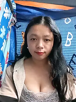 lisa-bae00 online show from 12-18-25, 12:11