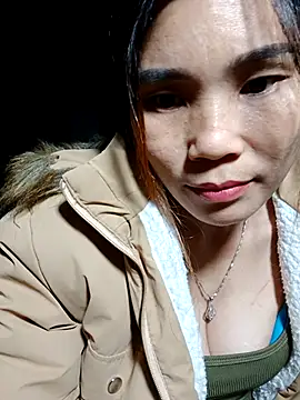 Snapshot of Bear_bear0 chatting on 11-02-25, 01:02 Bear bear0 online show from 11-02-25, 01:02