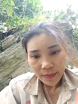 Snapshot of Bear_bear0 chatting on 11-04-25, 02:32 Bear bear0 online show from 11-04-25, 02:32