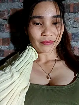 Snapshot of Bear_bear0 chatting on 12-02-25, 02:23 Bear bear0 online show from 12-02-25, 02:23