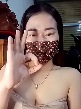 Snapshot of Family-Lovee chatting on 11-22-25, 09:03 Family-Lovee online show from 11-22-25, 09:03