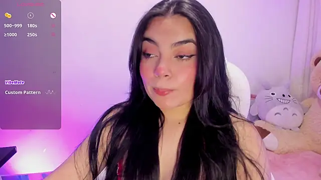 Snapshot of summersunset chatting on 12-17-25, 11:11 summersunset online show from 12-17-25, 11:11