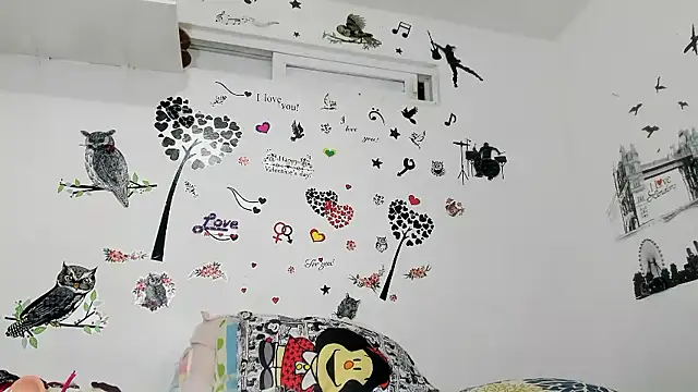 Snapshot of YAILIN_04 chatting on 12-03-25, 01:57 YAILIN 04 online show from 12-03-25, 01:57