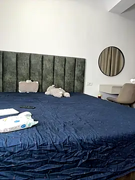 EllaSpark online show from 12-17-25, 07:14