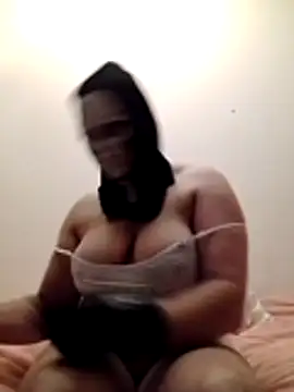 portuguesacasada online show from 10-26-25, 06:25